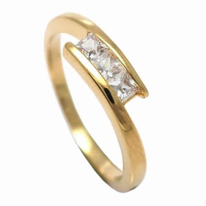 18k Gold plated ring with cubic zirconium